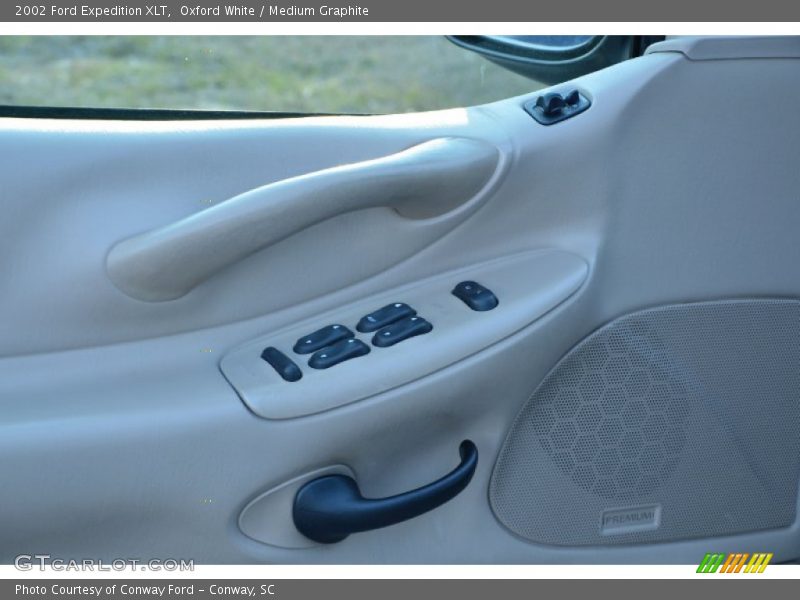Oxford White / Medium Graphite 2002 Ford Expedition XLT