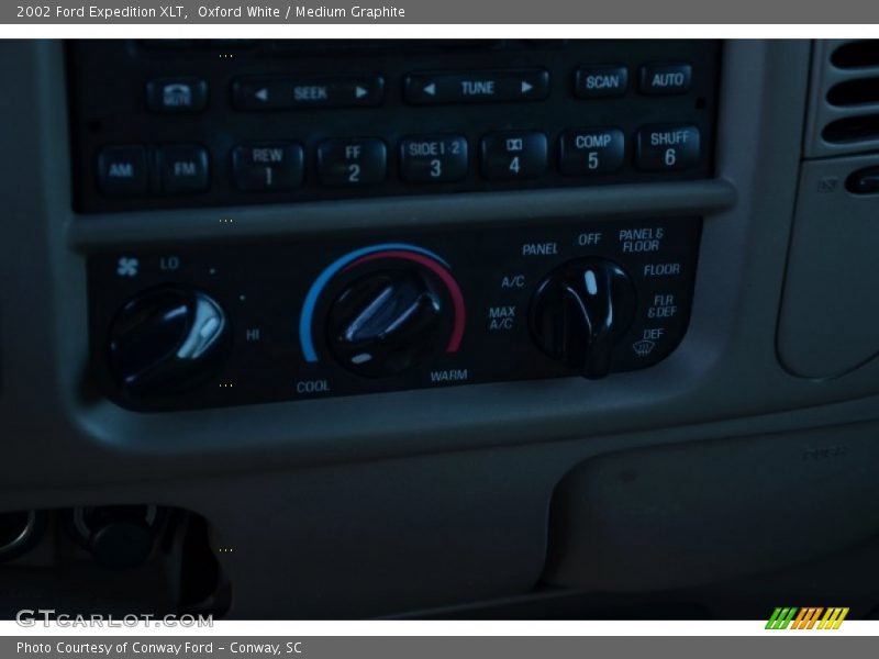 Oxford White / Medium Graphite 2002 Ford Expedition XLT