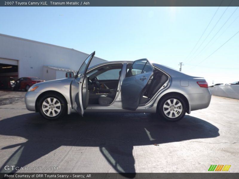 Titanium Metallic / Ash 2007 Toyota Camry XLE