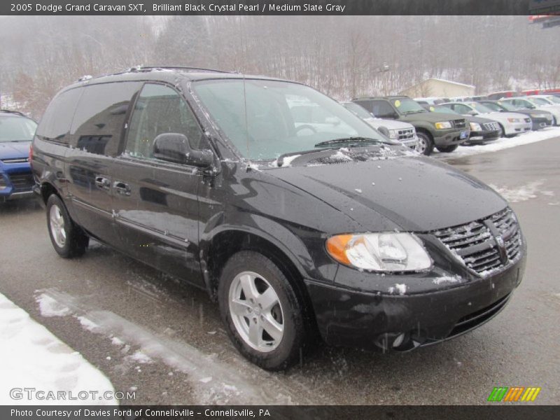 Brilliant Black Crystal Pearl / Medium Slate Gray 2005 Dodge Grand Caravan SXT