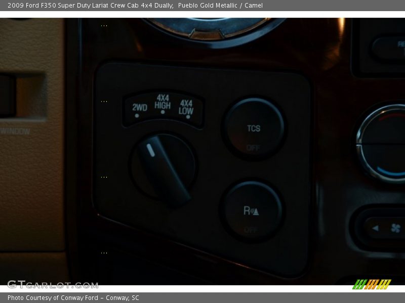 Pueblo Gold Metallic / Camel 2009 Ford F350 Super Duty Lariat Crew Cab 4x4 Dually