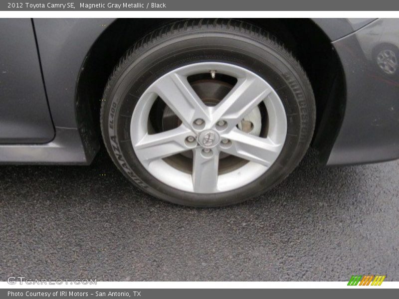 Magnetic Gray Metallic / Black 2012 Toyota Camry SE
