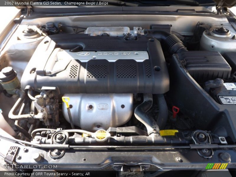Champagne Beige / Beige 2002 Hyundai Elantra GLS Sedan