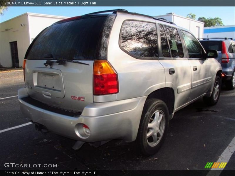Sand Beige Metallic / Light Tan 2004 GMC Envoy SLE