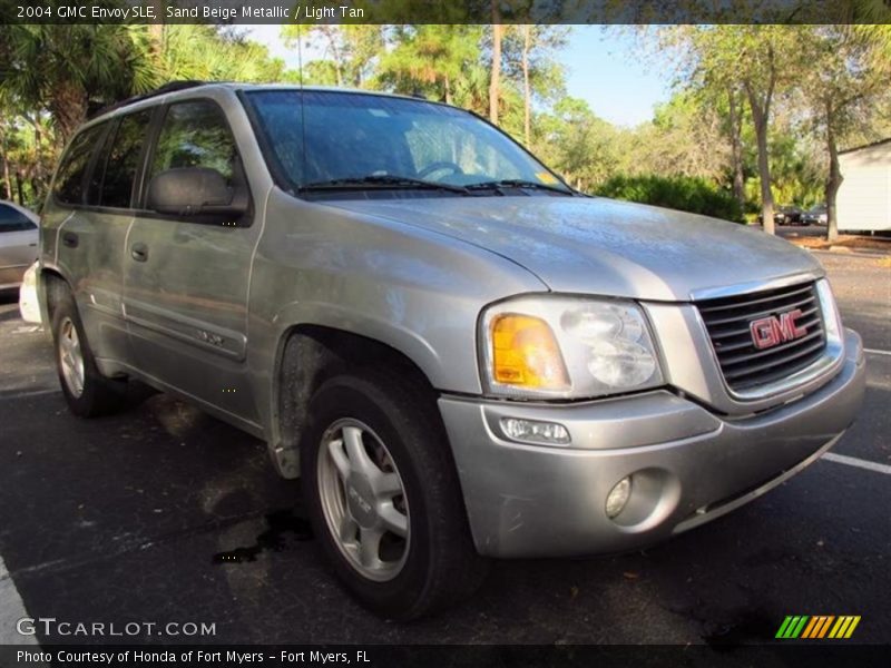 Sand Beige Metallic / Light Tan 2004 GMC Envoy SLE
