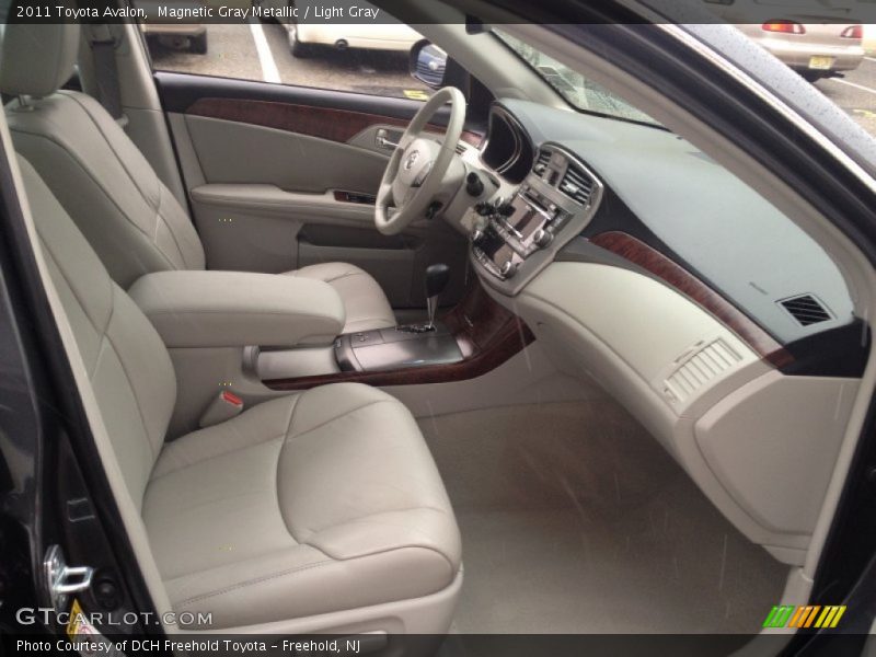 Magnetic Gray Metallic / Light Gray 2011 Toyota Avalon