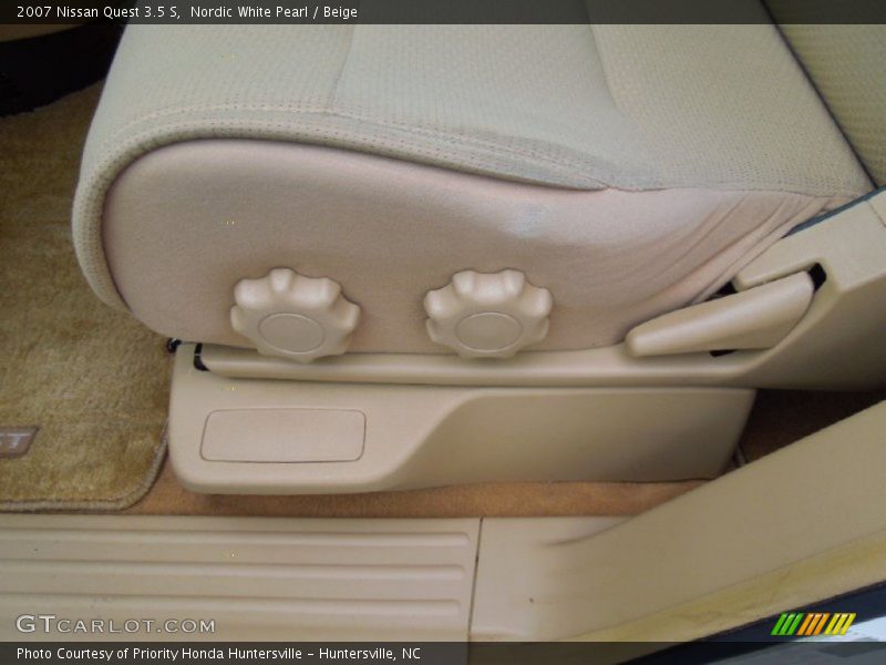 Nordic White Pearl / Beige 2007 Nissan Quest 3.5 S