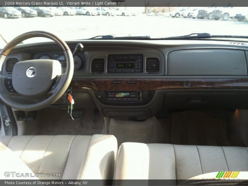 Vibrant White / Light Camel 2009 Mercury Grand Marquis LS