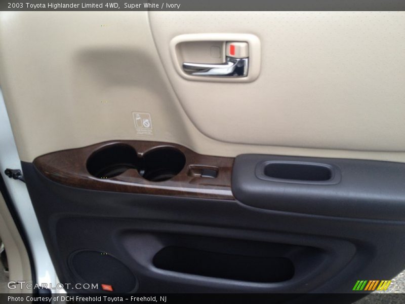 Super White / Ivory 2003 Toyota Highlander Limited 4WD