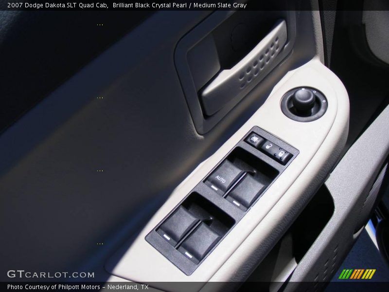 Brilliant Black Crystal Pearl / Medium Slate Gray 2007 Dodge Dakota SLT Quad Cab