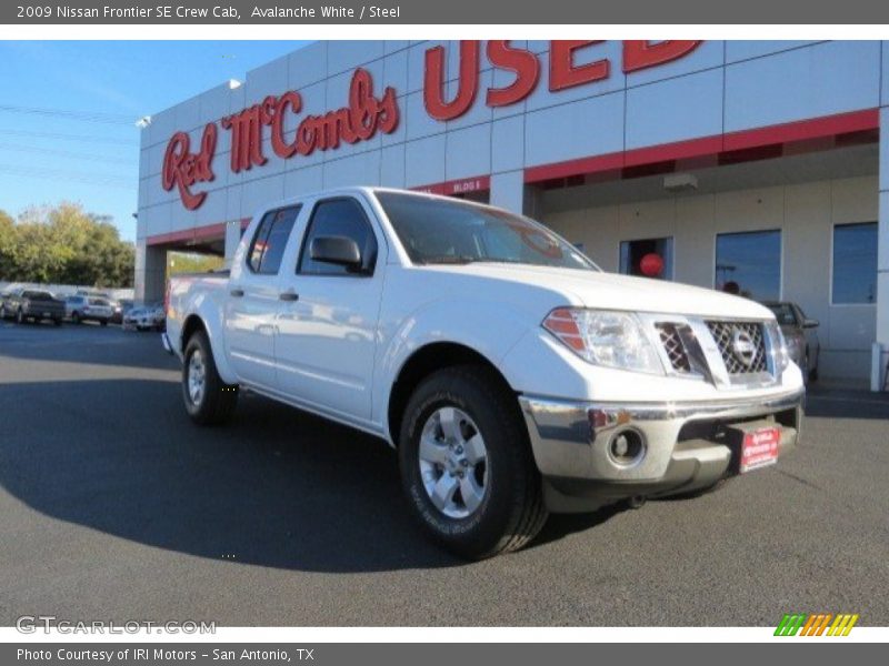 Avalanche White / Steel 2009 Nissan Frontier SE Crew Cab