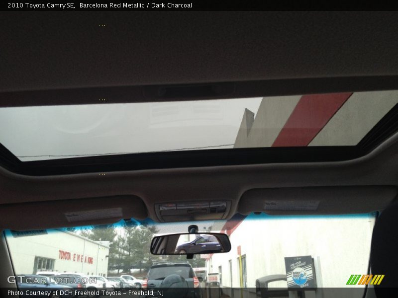 Barcelona Red Metallic / Dark Charcoal 2010 Toyota Camry SE
