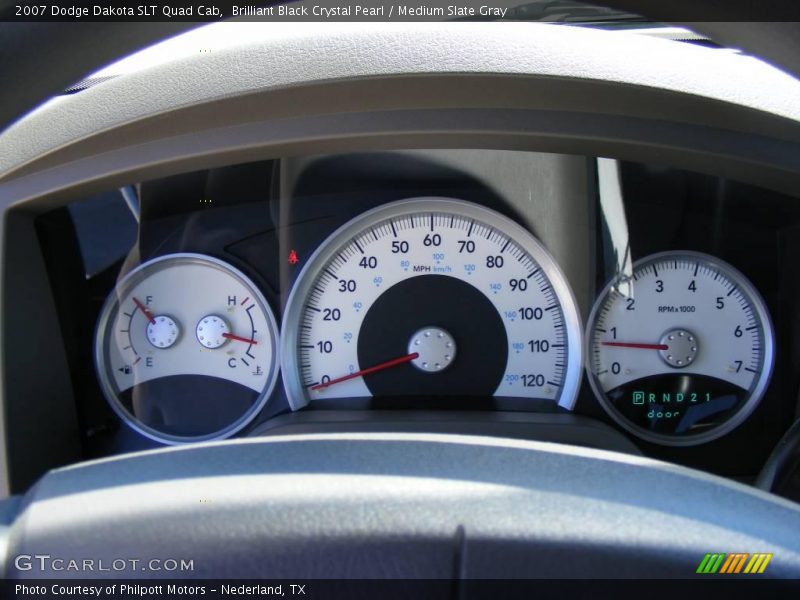 Brilliant Black Crystal Pearl / Medium Slate Gray 2007 Dodge Dakota SLT Quad Cab