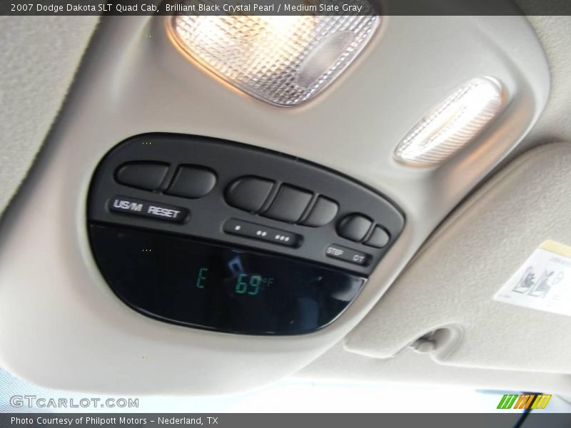 Brilliant Black Crystal Pearl / Medium Slate Gray 2007 Dodge Dakota SLT Quad Cab