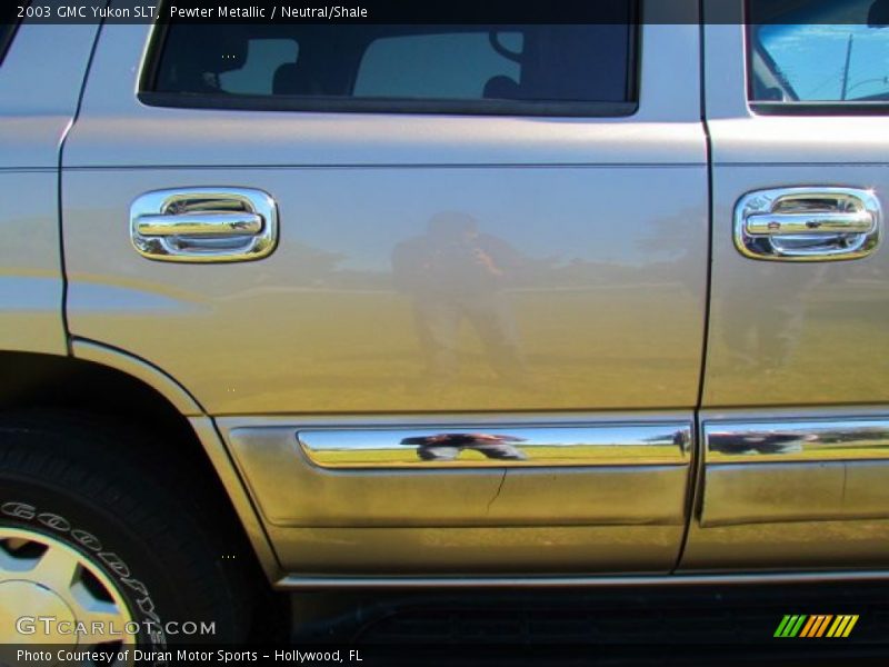Pewter Metallic / Neutral/Shale 2003 GMC Yukon SLT