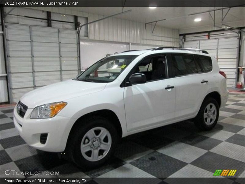 Super White / Ash 2012 Toyota RAV4 I4
