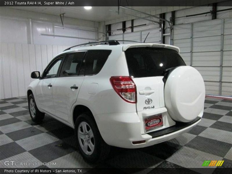Super White / Ash 2012 Toyota RAV4 I4