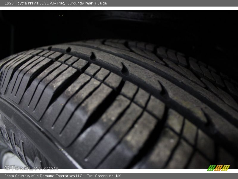 Burgundy Pearl / Beige 1995 Toyota Previa LE SC All-Trac
