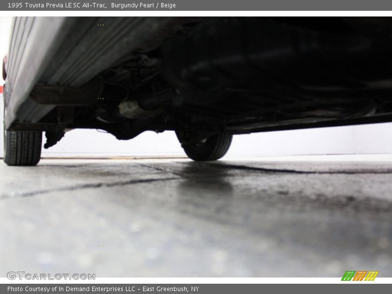 Burgundy Pearl / Beige 1995 Toyota Previa LE SC All-Trac