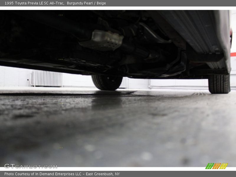 Burgundy Pearl / Beige 1995 Toyota Previa LE SC All-Trac