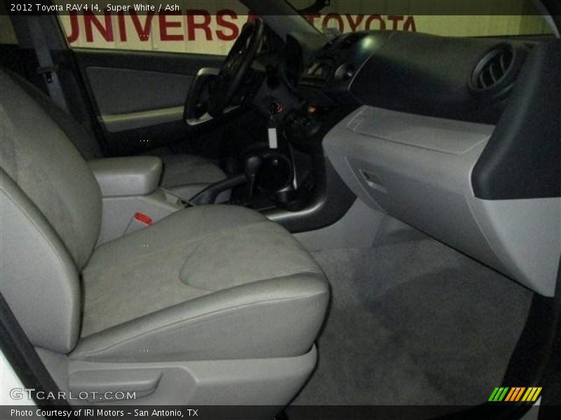 Super White / Ash 2012 Toyota RAV4 I4