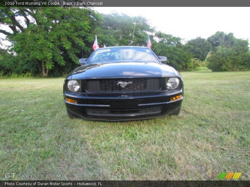 Black / Dark Charcoal 2009 Ford Mustang V6 Coupe