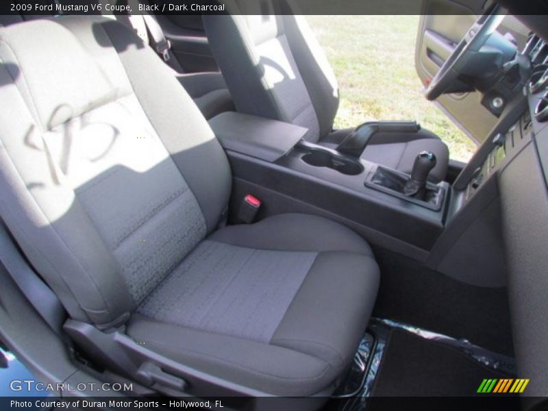 Black / Dark Charcoal 2009 Ford Mustang V6 Coupe