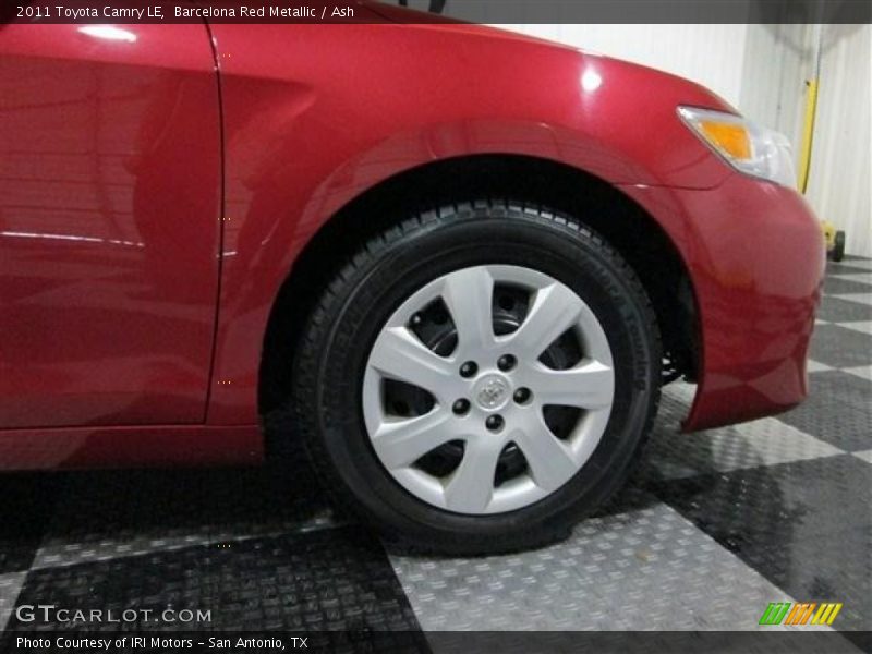 Barcelona Red Metallic / Ash 2011 Toyota Camry LE
