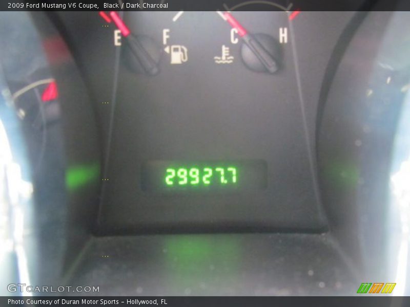 Black / Dark Charcoal 2009 Ford Mustang V6 Coupe