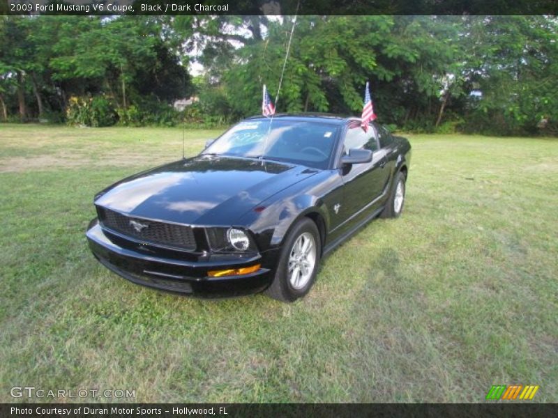 Black / Dark Charcoal 2009 Ford Mustang V6 Coupe