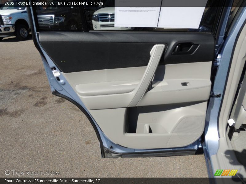 Blue Streak Metallic / Ash 2009 Toyota Highlander V6