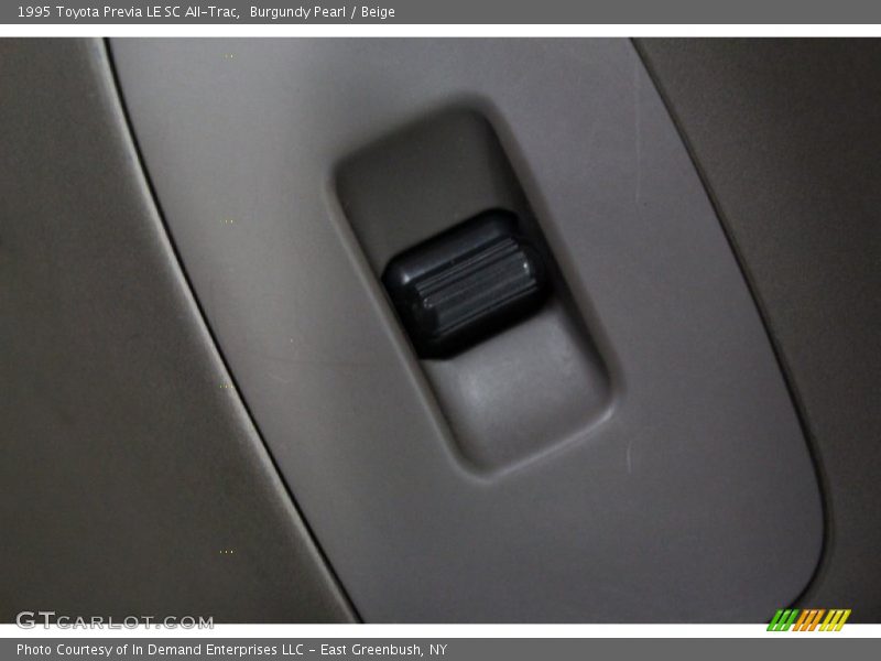 Burgundy Pearl / Beige 1995 Toyota Previa LE SC All-Trac