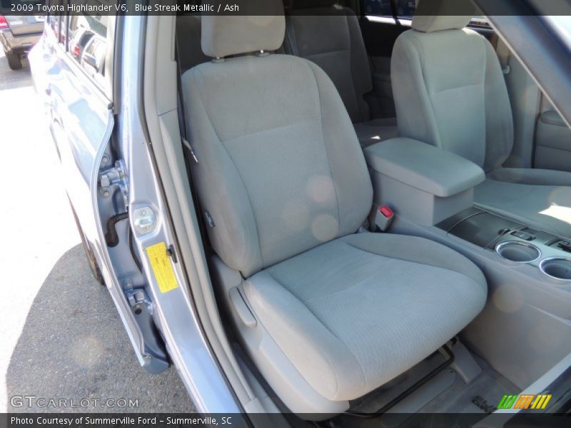 Blue Streak Metallic / Ash 2009 Toyota Highlander V6