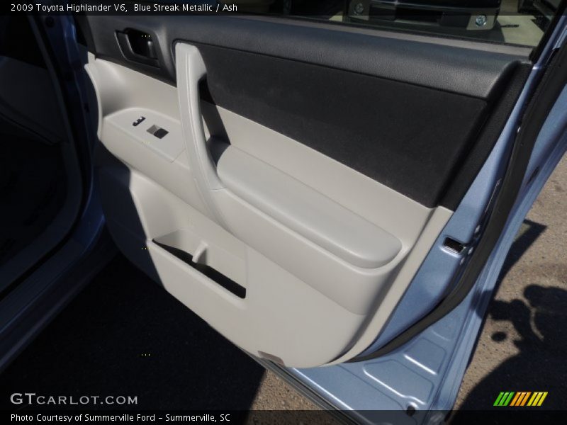 Blue Streak Metallic / Ash 2009 Toyota Highlander V6