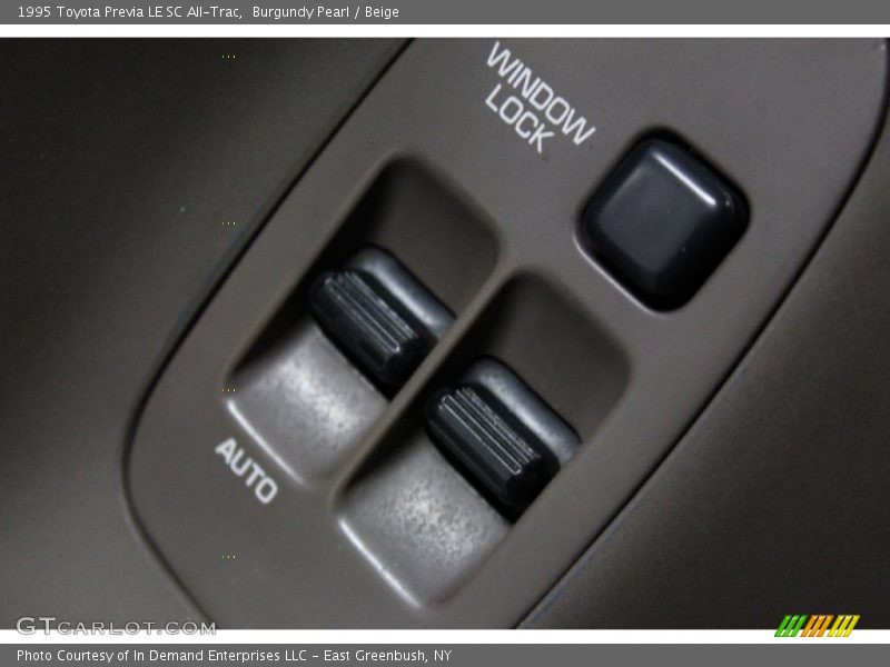 Controls of 1995 Previa LE SC All-Trac