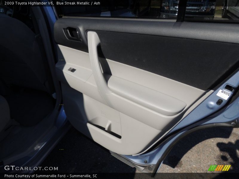 Blue Streak Metallic / Ash 2009 Toyota Highlander V6