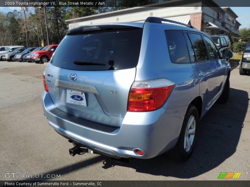 Blue Streak Metallic / Ash 2009 Toyota Highlander V6