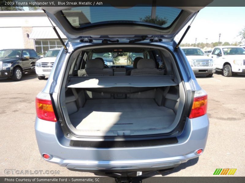 Blue Streak Metallic / Ash 2009 Toyota Highlander V6