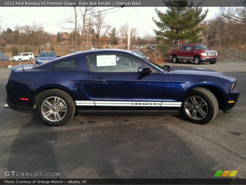 Kona Blue Metallic / Charcoal Black 2011 Ford Mustang V6 Premium Coupe