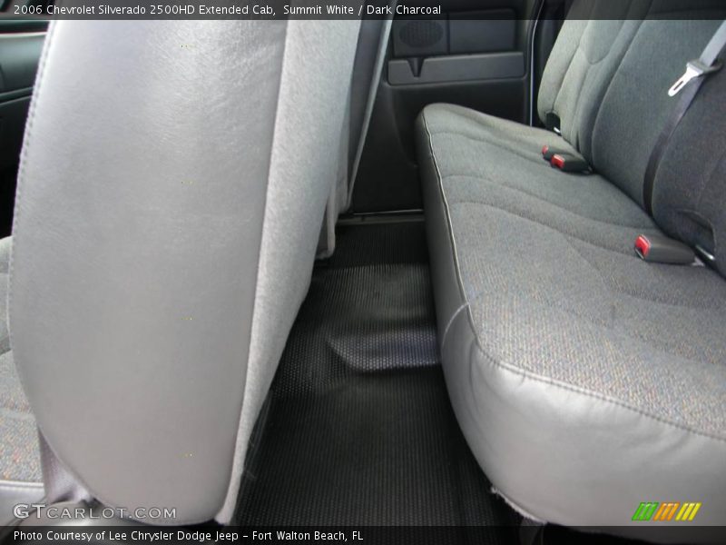 Summit White / Dark Charcoal 2006 Chevrolet Silverado 2500HD Extended Cab