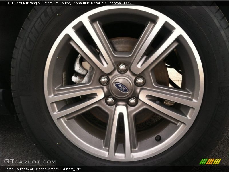 Kona Blue Metallic / Charcoal Black 2011 Ford Mustang V6 Premium Coupe