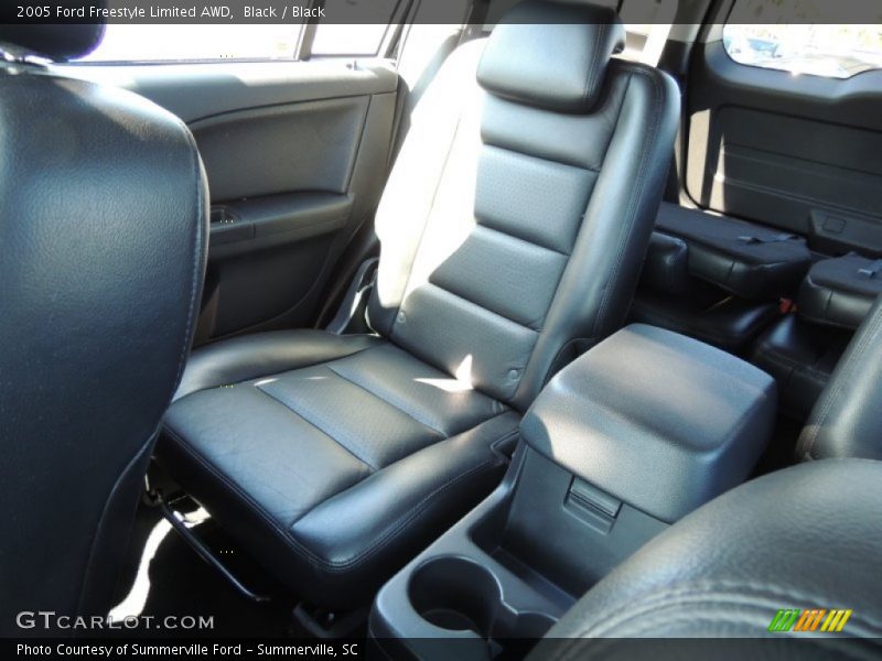 Rear Seat of 2005 Freestyle Limited AWD