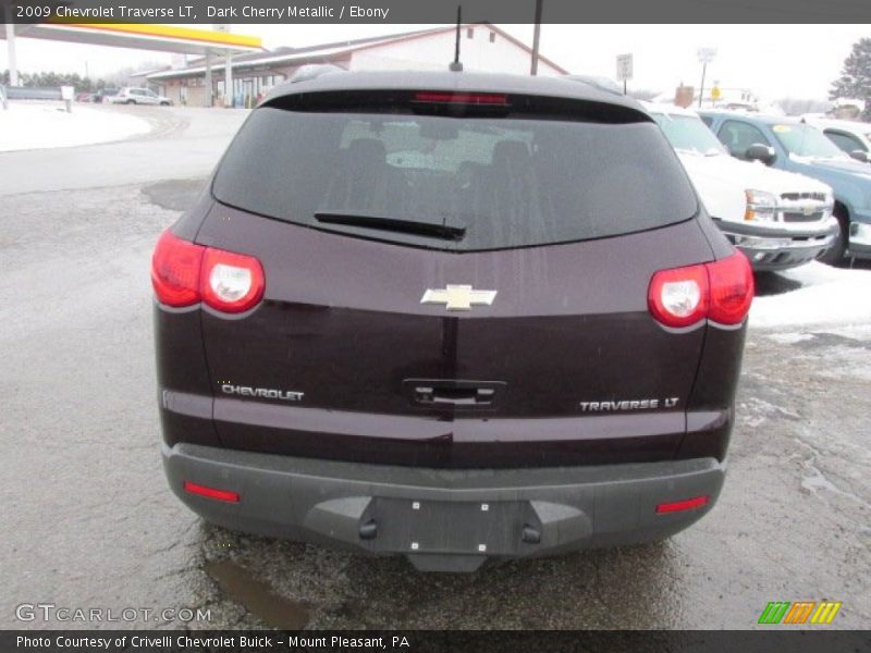 Dark Cherry Metallic / Ebony 2009 Chevrolet Traverse LT