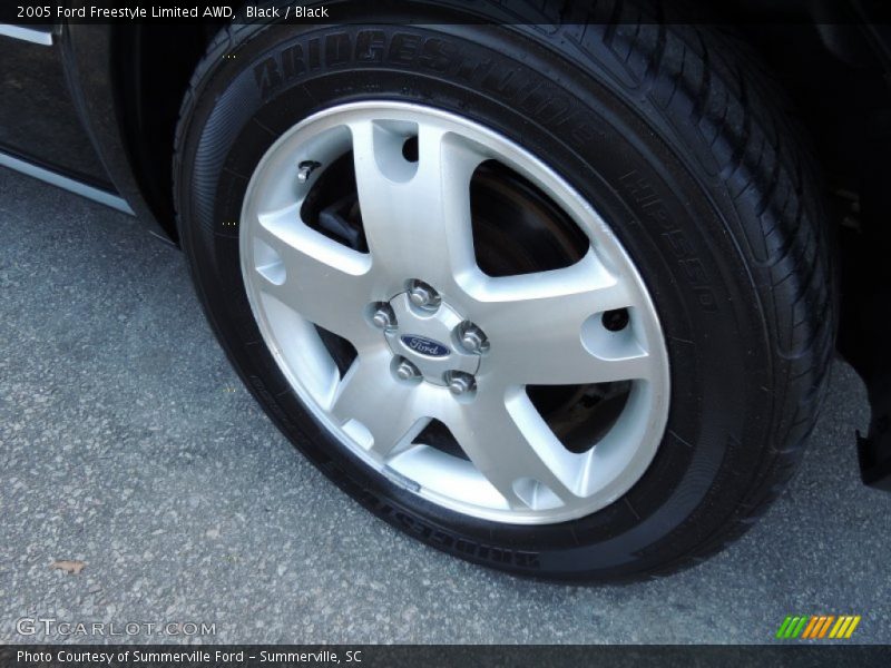  2005 Freestyle Limited AWD Wheel