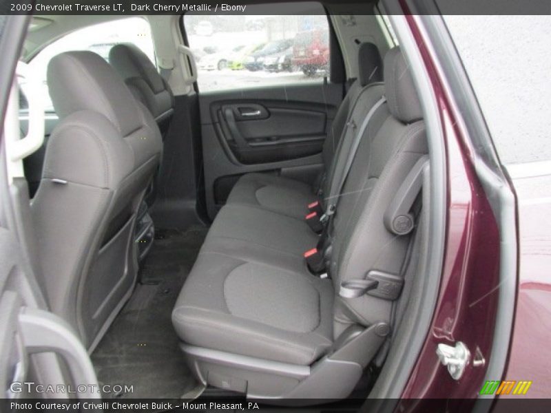 Dark Cherry Metallic / Ebony 2009 Chevrolet Traverse LT