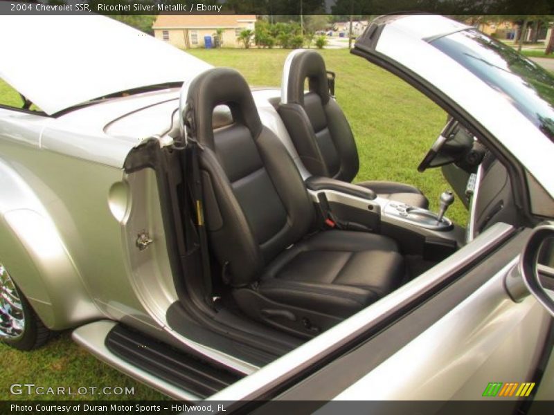  2004 SSR  Ebony Interior