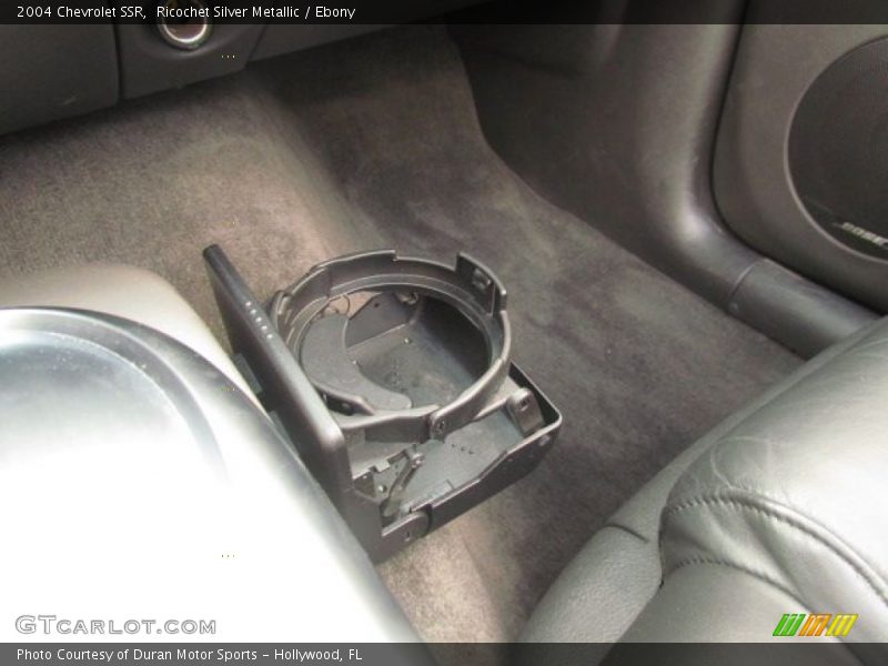 Ricochet Silver Metallic / Ebony 2004 Chevrolet SSR