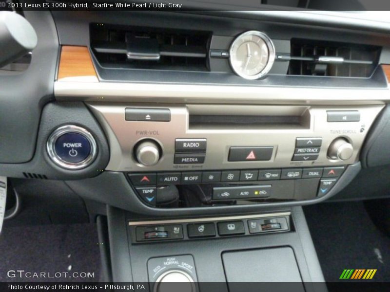 Controls of 2013 ES 300h Hybrid