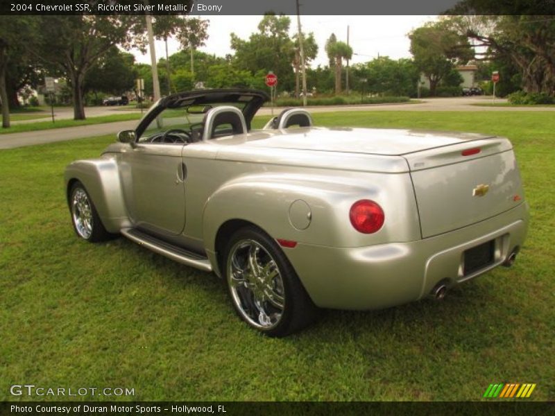 Ricochet Silver Metallic / Ebony 2004 Chevrolet SSR