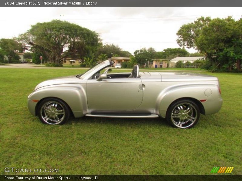 Ricochet Silver Metallic / Ebony 2004 Chevrolet SSR